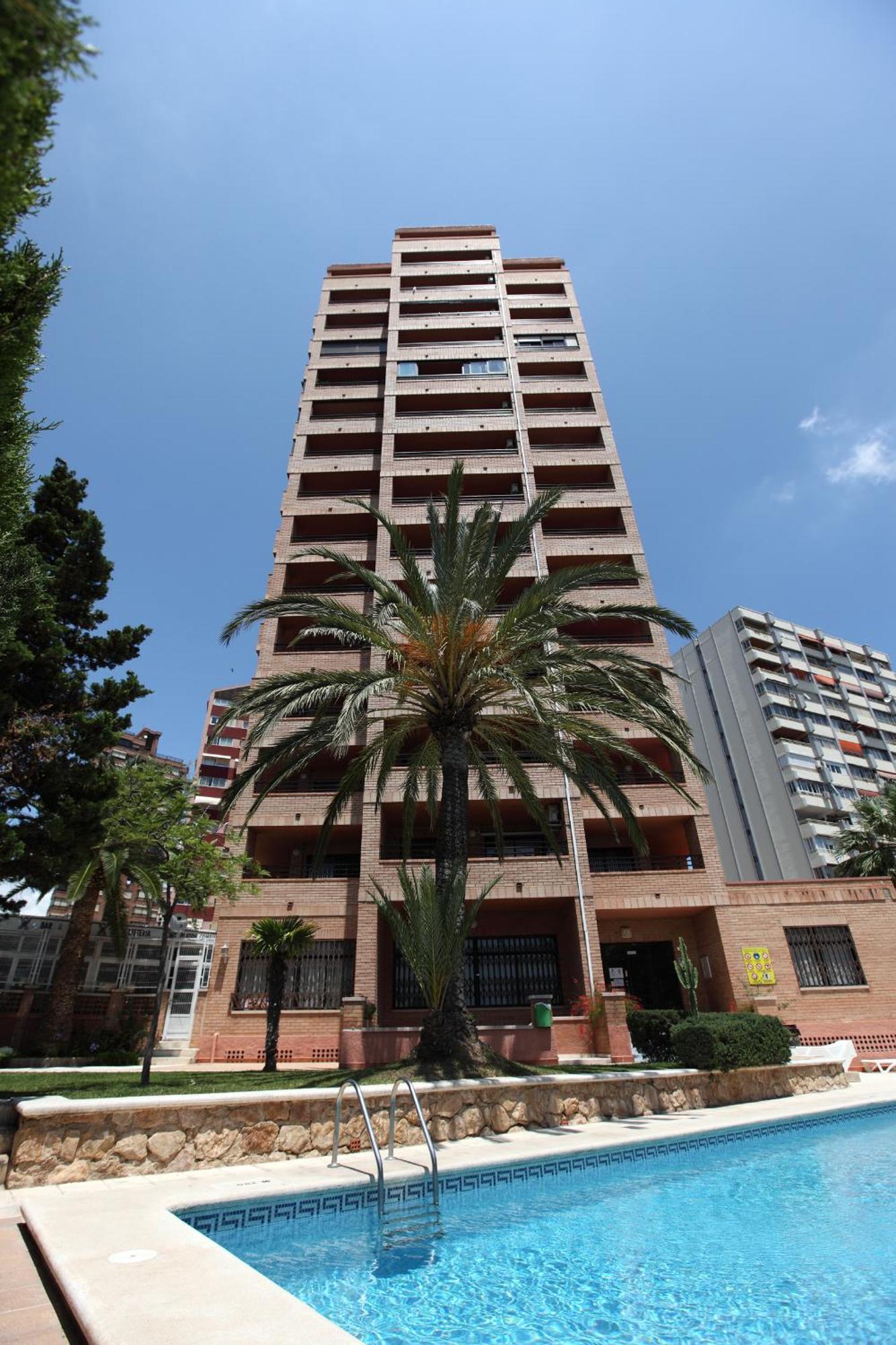 Apartamentos La Caseta - SABESA Benidorm Bagian luar foto